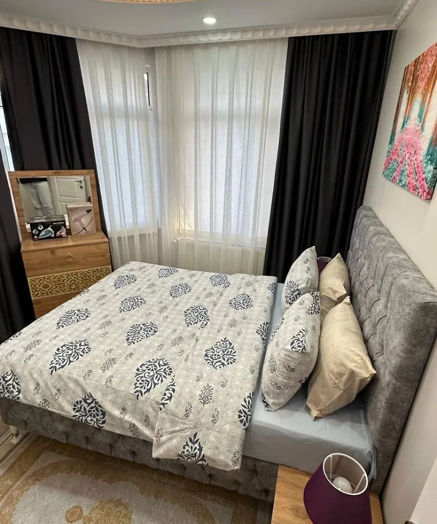 Oeztatli Suites Istanbul Apartment