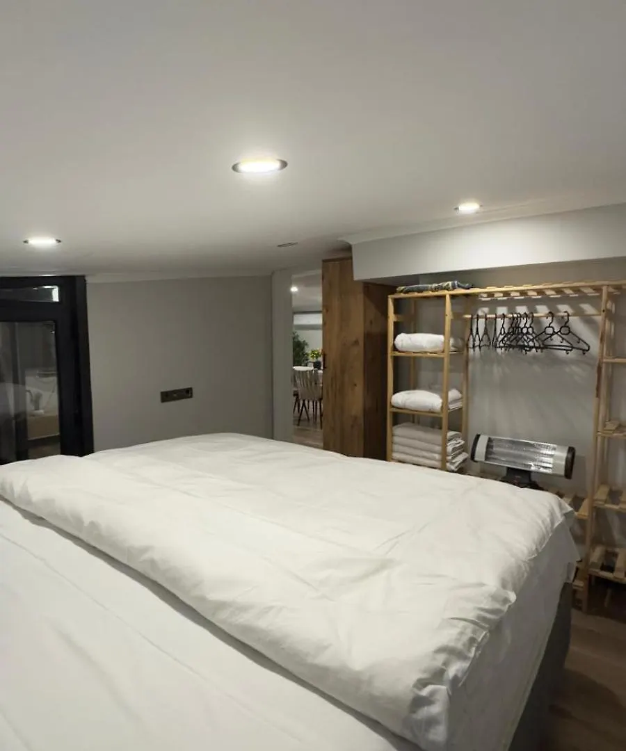 Apartment Oeztatli Suites Istanbul Turkey