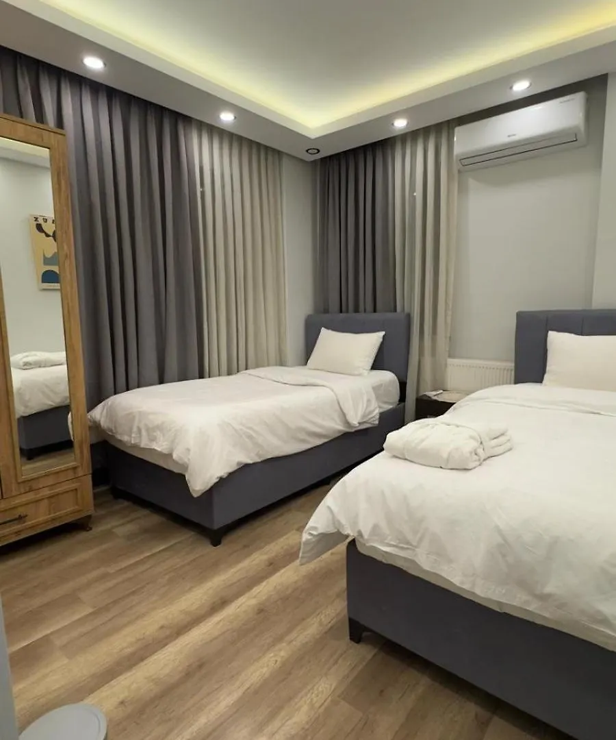 Oeztatli Suites Istanbul