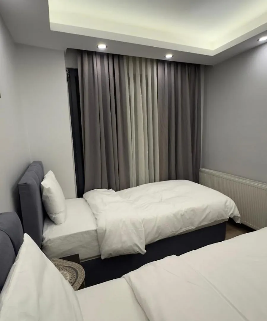 Oeztatli Suites Istanbul