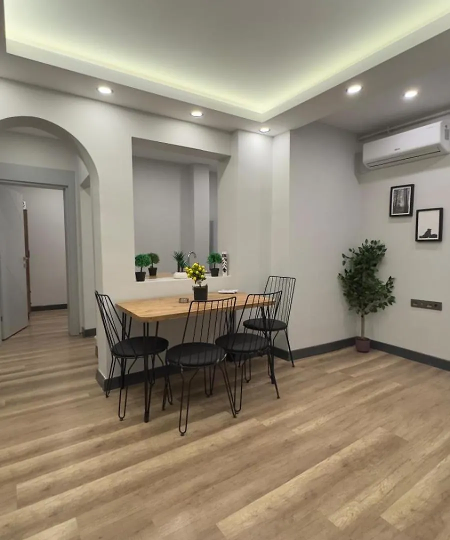 Oeztatli Suites Istanbul